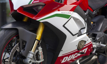 Des jantes magnésium pour cette Panigale V4 Speciale