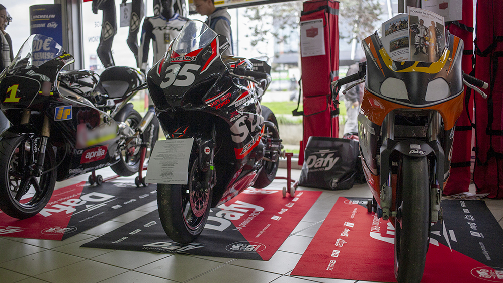 Cam Racing Team et le GBRT 37 chez Dafy Moto Rennes