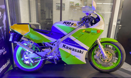 Une Kawasaki KR-1S entièrement restaurée !