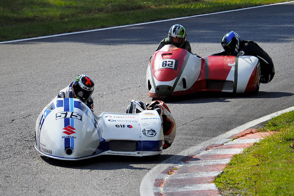 Première course pour le Team 515 Racing 🔐 - MotoManiaque