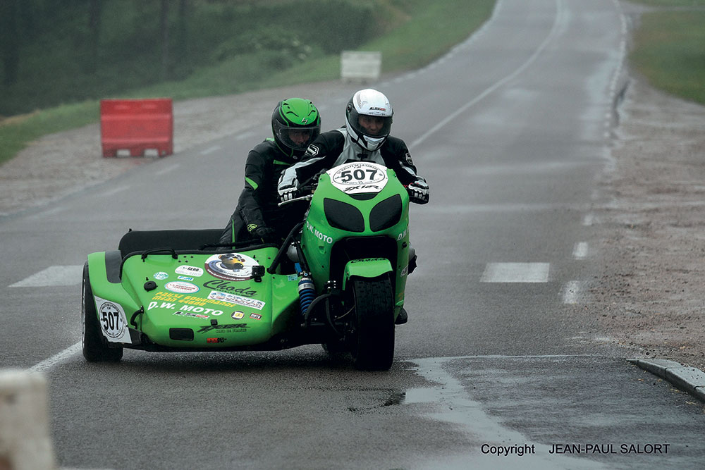 Surpantalon Spidi Megarain : l'essai en images sur Motoblouz