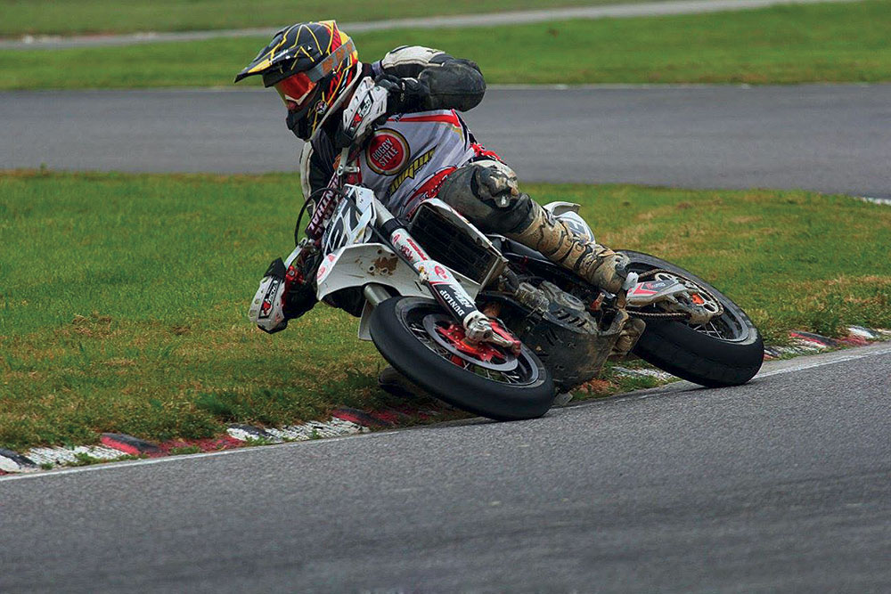 Championnat de France Supermotard à Lohéac