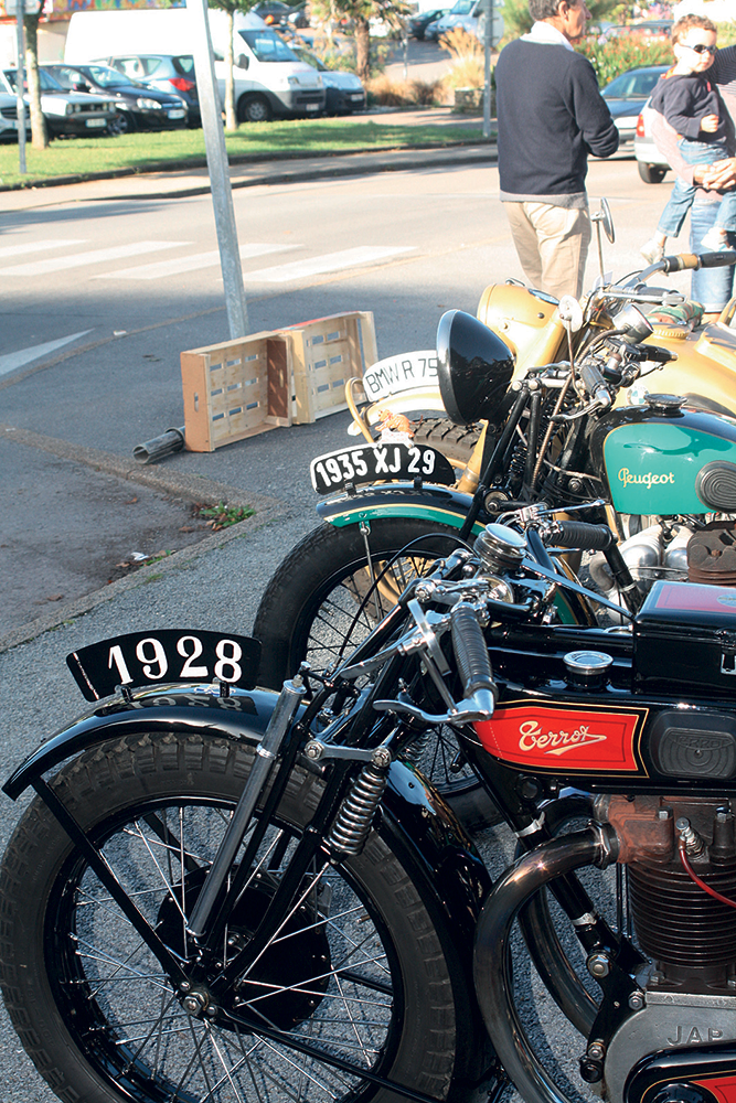 Rouler en ancienne, une évidence pour le B.L.B.C. !