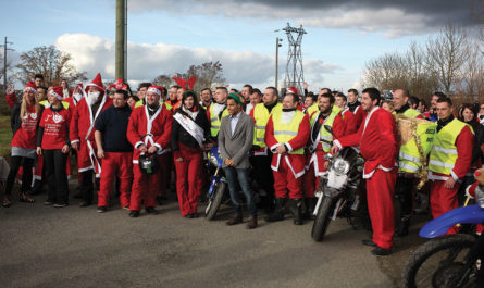 Les Motards du 35 et les Nez Rouges de Rennes jouent les Pères Noël !